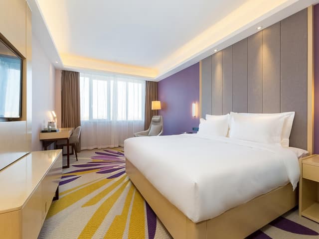 WH - 1 Bed Room with View