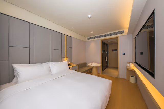 Huazhu - Superior BedRoom