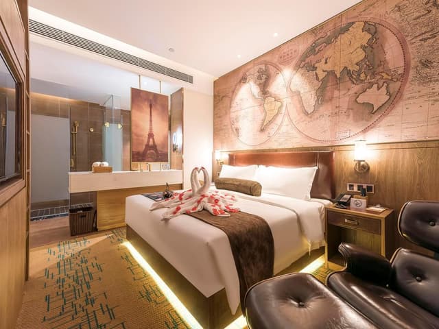 James Joyce - Zhizun Romantic Redwine Bed Room