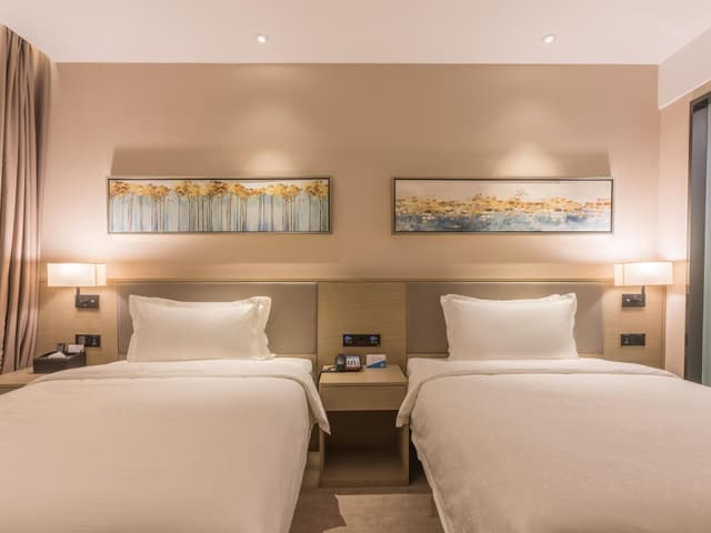 Twin Deluxe Room