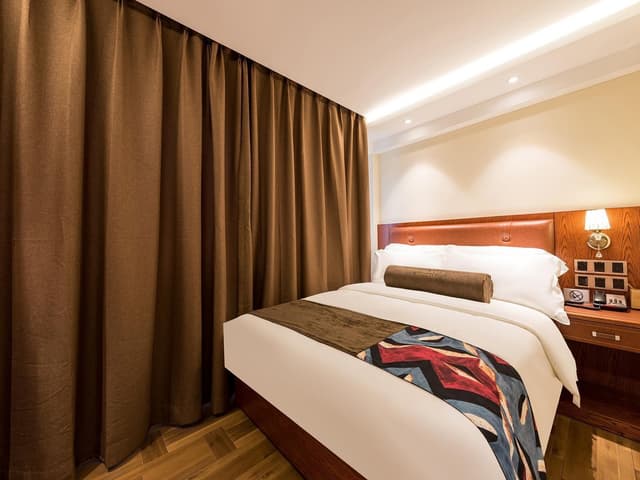 James Joyce - Chunxiang Bed Room
