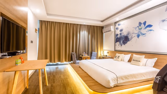 Lvyue - No. 1 Courtyard Zen-Style One Bed Room