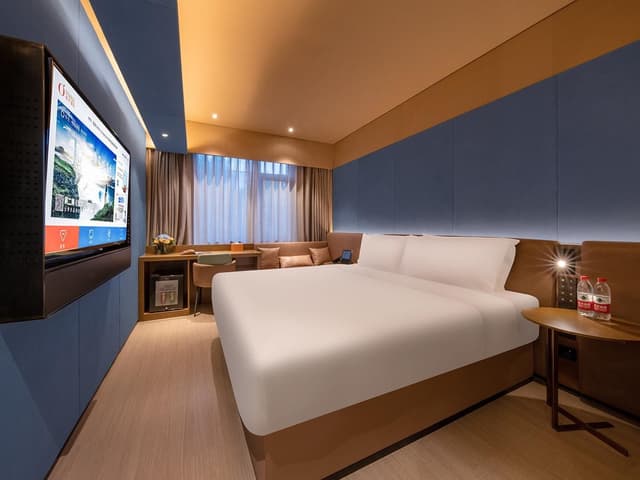 Huazhu - California Sunshine Room