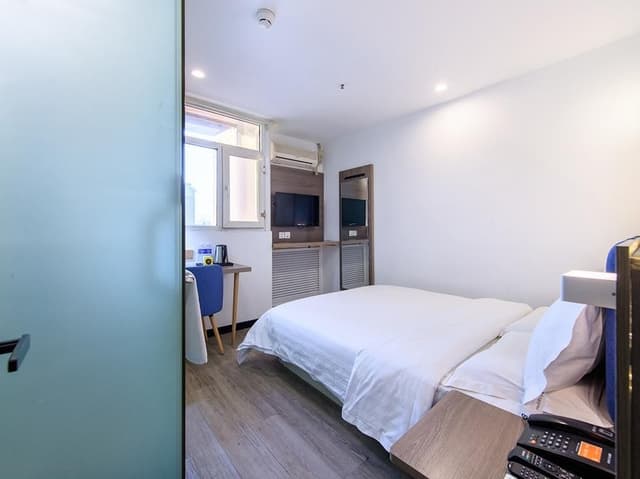Select You Ter Room