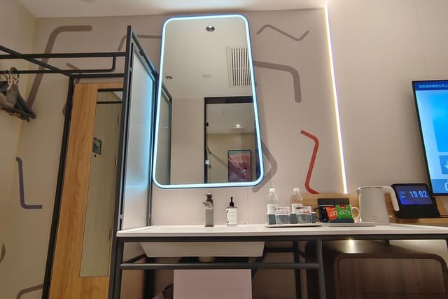 HOM - 1 Bed Room