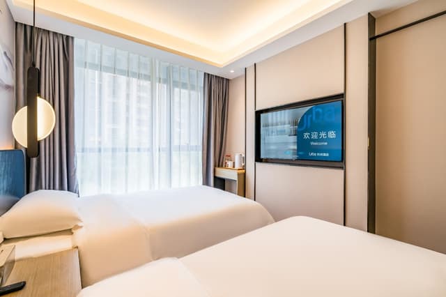 Double Room with View