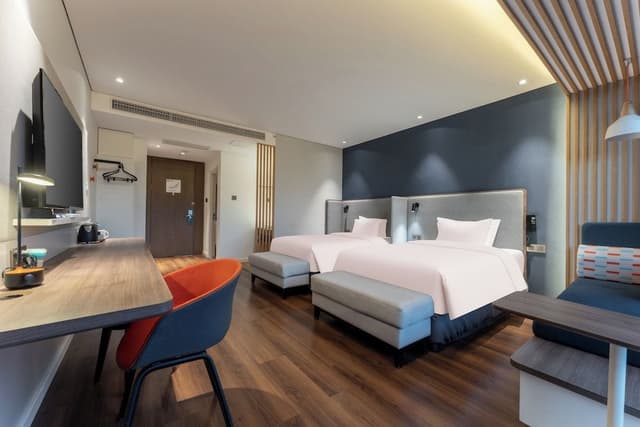 Standard Room, 2 Twin Beds, River View
