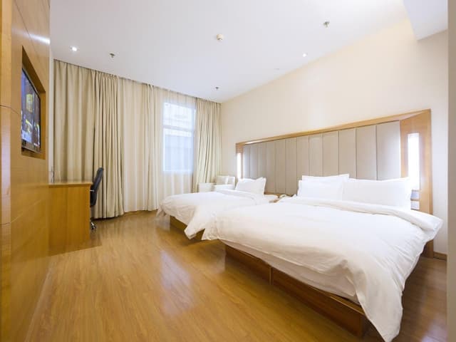 Huazhu - Family Room