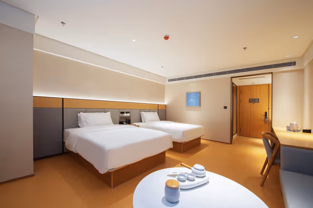 Huazhu - Family Room
