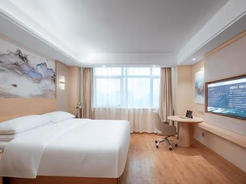 Vienna - Functional Chess Suite Room