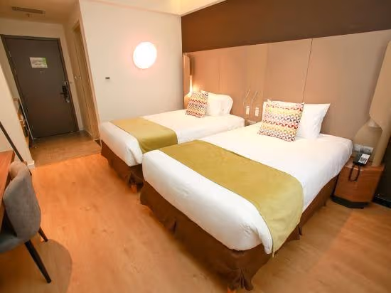 Premier Twin, Guest room