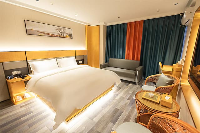 Huazhu - Superior BedRoom