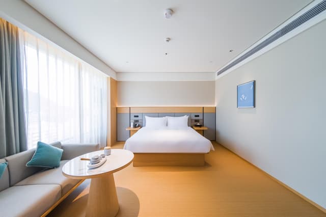 Huazhu - Business Bed Room