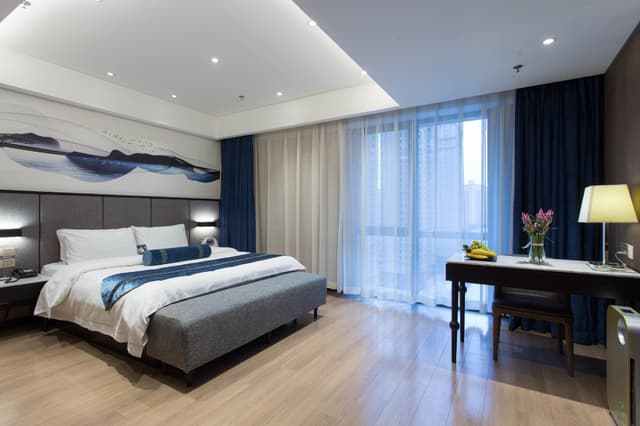 Yitel Business Room