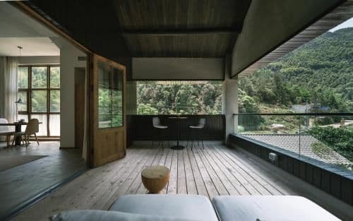 Terrace View King Room