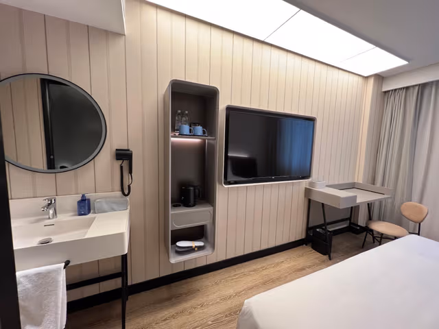 Huazhu - Superior BedRoom