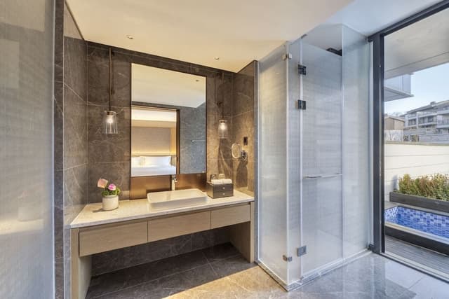 Deluxe Loft, 1 Bedroom (Hotspring Yard Suite)
