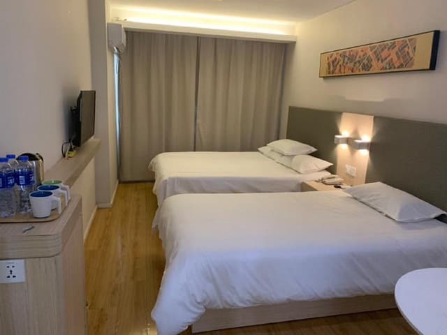 Huazhu - Family Room