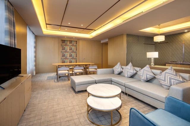 Suite, 1 Bedroom, City View