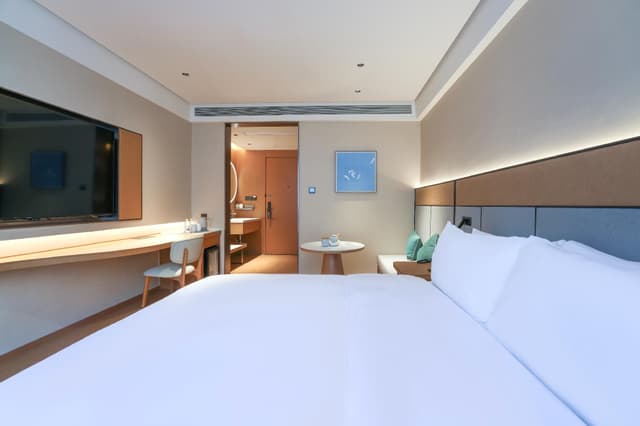 Huazhu - Superior BedRoom