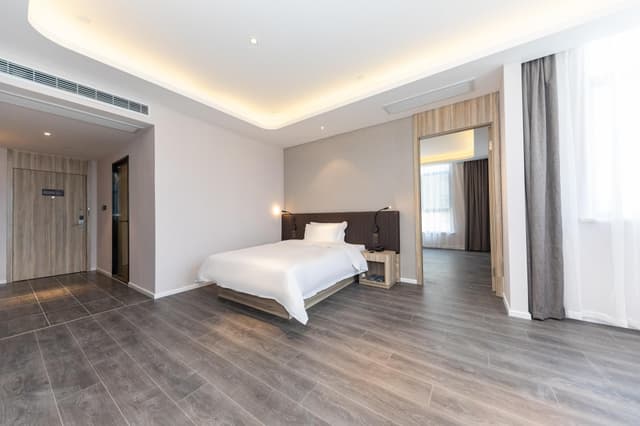 Huazhu - Family Room