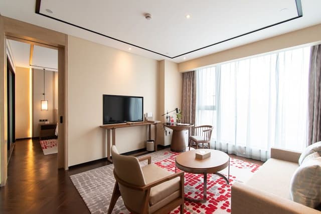 Executive Suite, 1 King Bed, Non Smoking