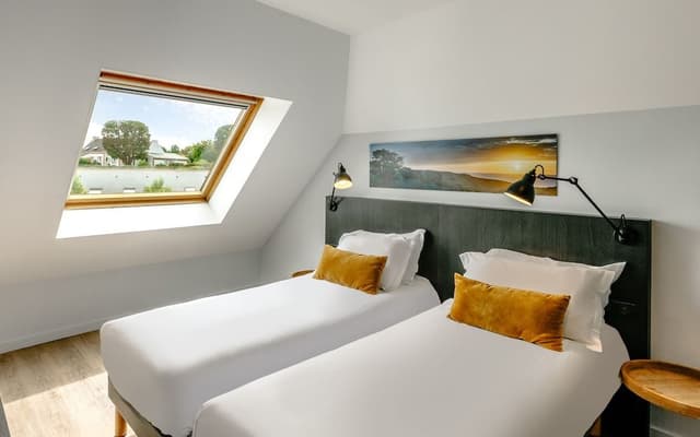 Family Room, Sea View