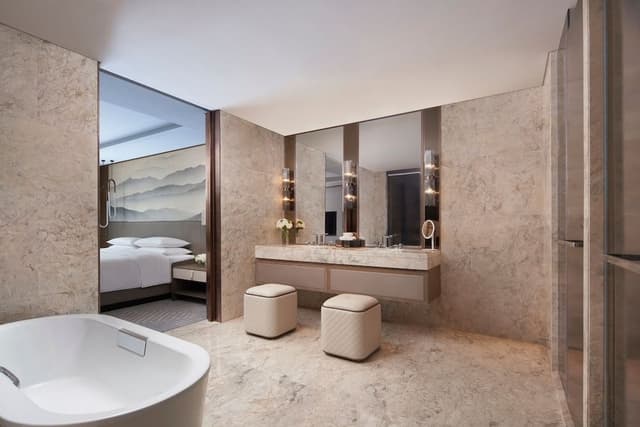 Club Suite, 1 Bedroom, River View