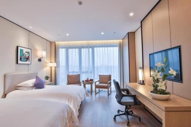 Executive City-view Twin Room