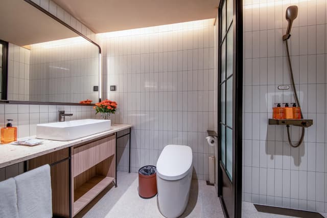 Huazhu - California Sunshine Deluxe 1 Bed Room
