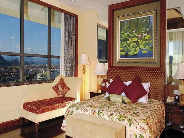 Superior Suite