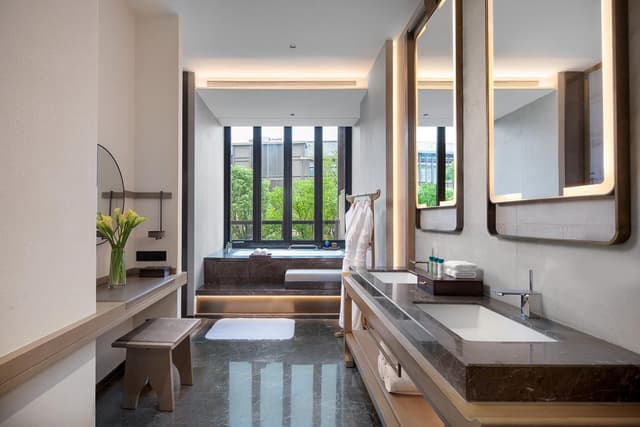 Standard Balcony