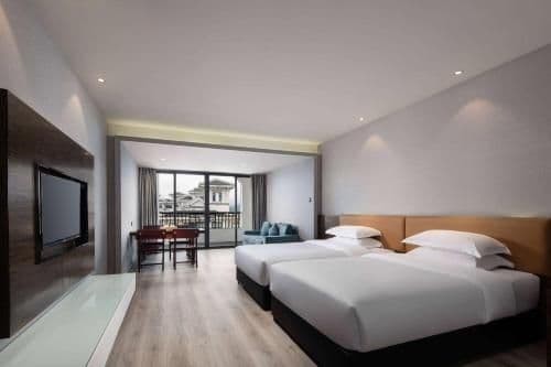 2 Twin Beds, Smoking