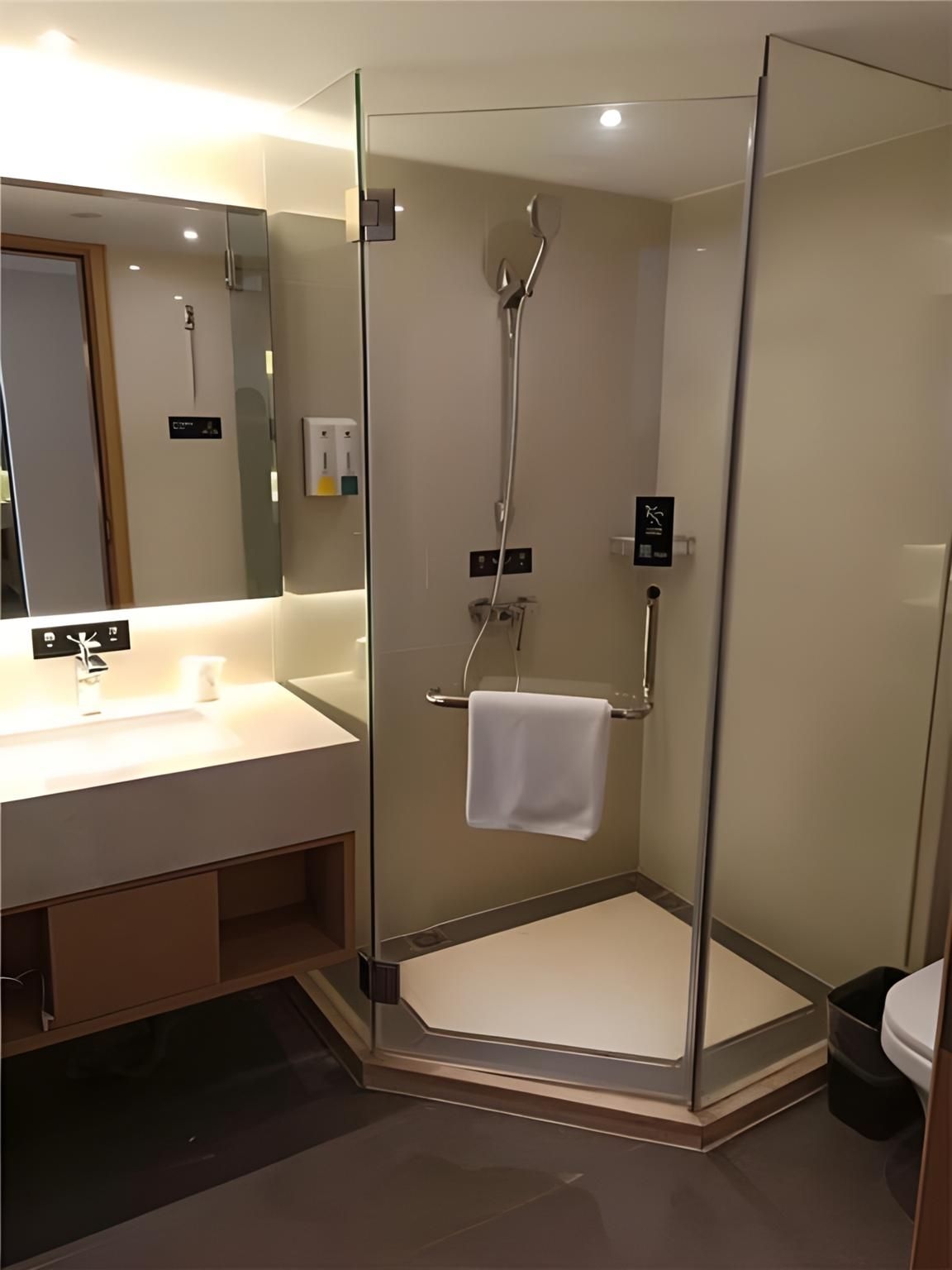 ซิตี้ คอมฟอร์ต อินน์ เหอเฟย์ เชาหู หัวปัง ซือเจีย หัวหยวน (City Comfort Inn Hefei Chaohu Huabang Shijia Huayuan)2