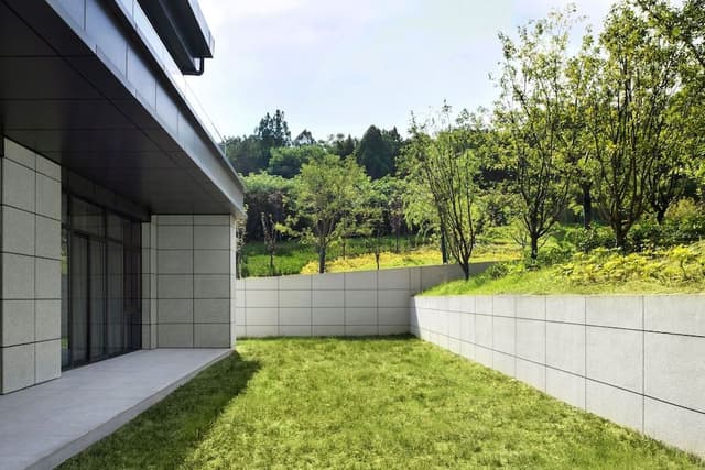 Club Suite, 1 Bedroom, Garden View