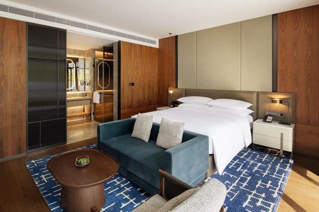 Club Suite, 1 Bedroom, Garden View
