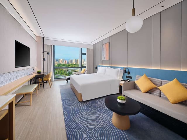 KING GUEST ROOM