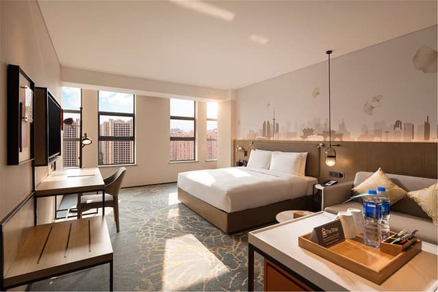 KING GUEST ROOM