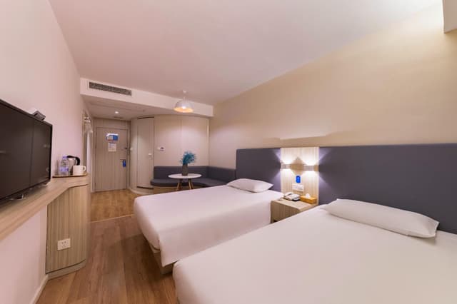 Huazhu - Twin Room A