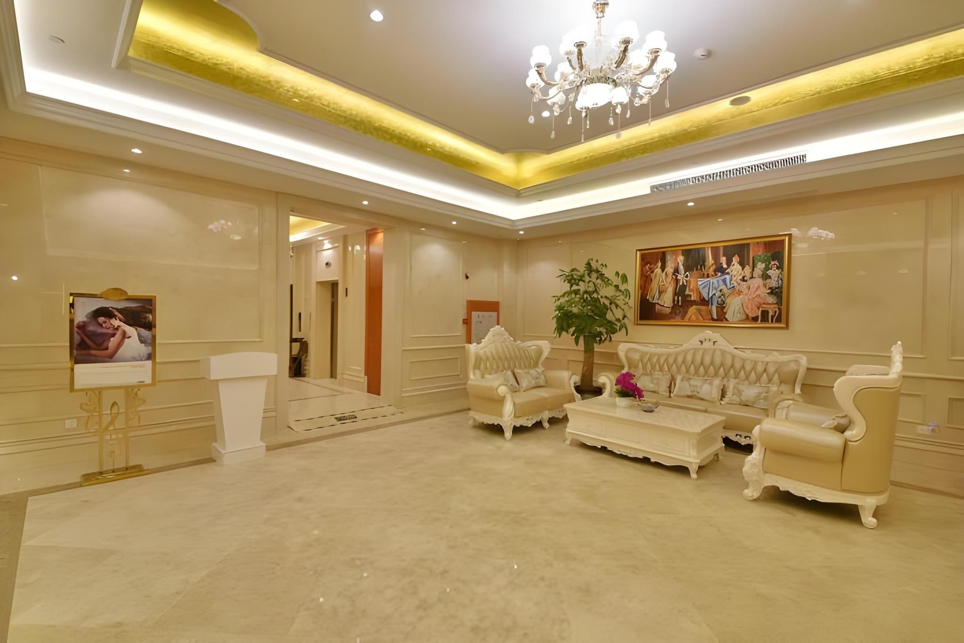 เวียนนา โฮเต็ล จางโจว เจียวเหม่ย ว่านอี้สแควร์ (Vienna Hotel Zhangzhou Jiaomei Wanyi Square)1