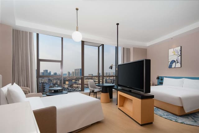KING DELUXE ROOM WITH SOFA BED