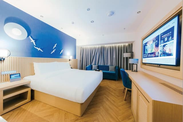 Huazhu - Executive Bed Room