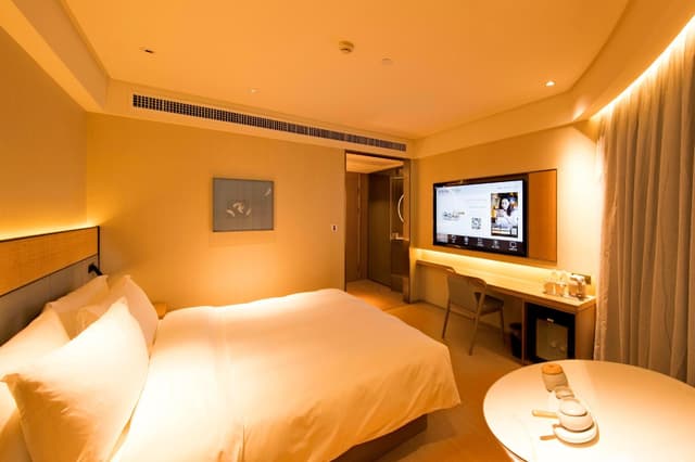 Huazhu - Destress Superior Bed Room
