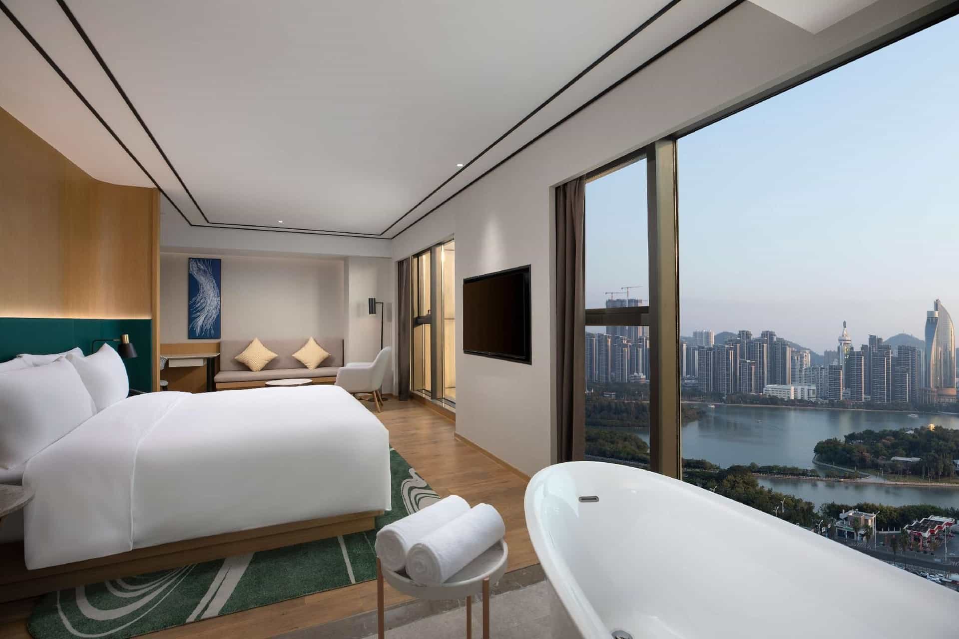 Hilton Garden Inn Xiamen Bailuzhou Park Hilton Garden Inn Xiamen Bailuzhou Park