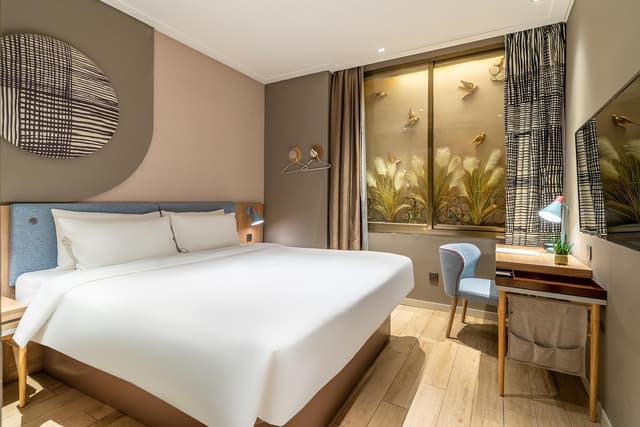 Busiess 1 Bed Room A