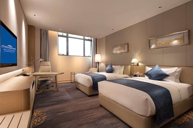 Deluxe Room, 1 Twin Bed, Non Smoking, Lake View