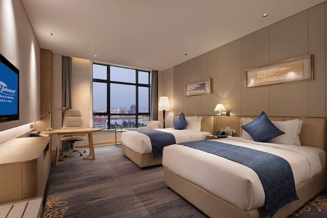 Deluxe Room, 1 Twin Bed, Non Smoking, Lake View