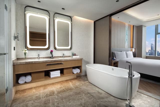 Suite, 1 Bedroom (Living and Dining Area)