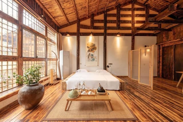 Theme Room