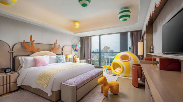 Classic Room, 1 King Bed (Kids Theme)